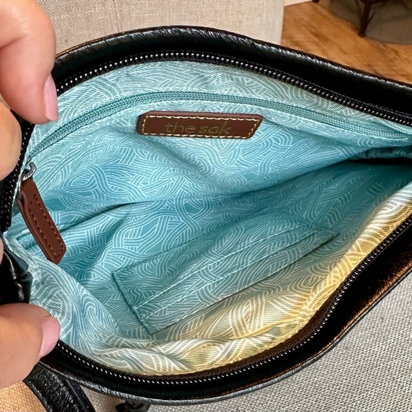 The Sak like new purse. Metallica look, yet soft and comfortable. - Picture 4 of 5